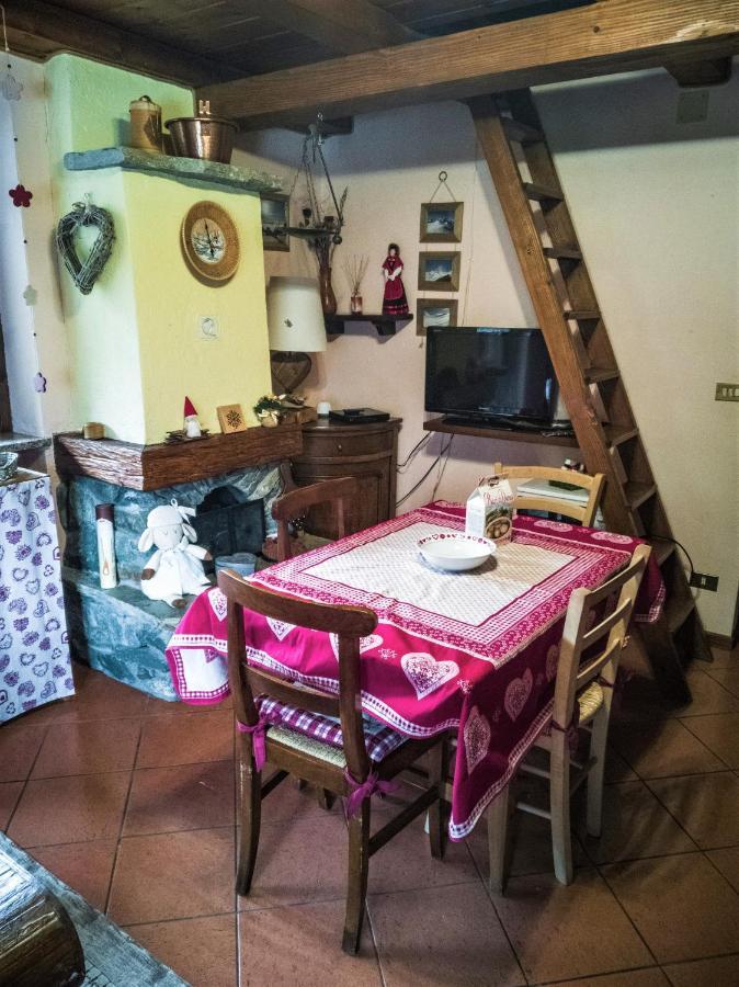 Caratteristico appartamento a due passi dal centro Valtournenche Esterno foto
